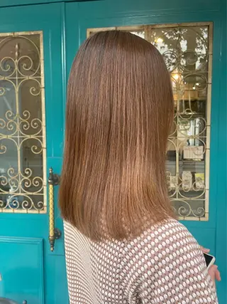 セミロング 暖色カラー｜艶髪｜ 🥨AIKA🥨のヘアスタイル