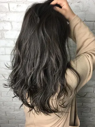 ロング カラー boutique misakiのヘアスタイル