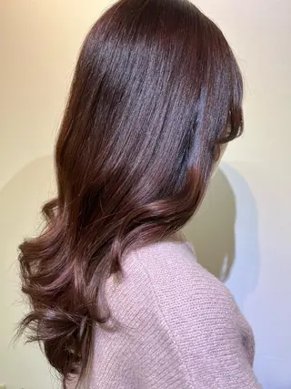 カラー イシイ ハルナ 🤍のヘアスタイル