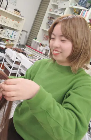 カラー ブルーム プレミアムのヘアスタイル