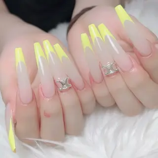 ネイル Private Nail Salon　EM所属・Nail salon EM（エム）千葉のネイルデザイン