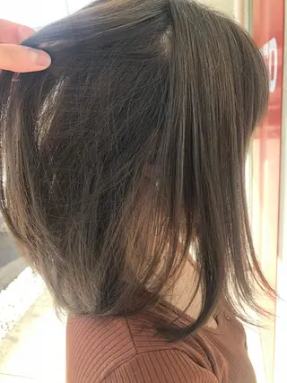 カラー 早川 真幸のヘアスタイル