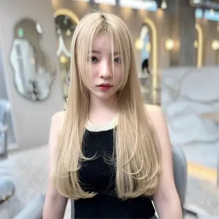 セミロング カラー 新宿/韓国風レイヤー 髪質改善/渋谷直樹のヘアスタイル