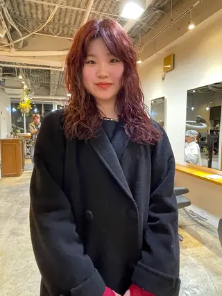 ミディアム カラー パーマ レイヤー／似合わせ TAKUYAのヘアスタイル