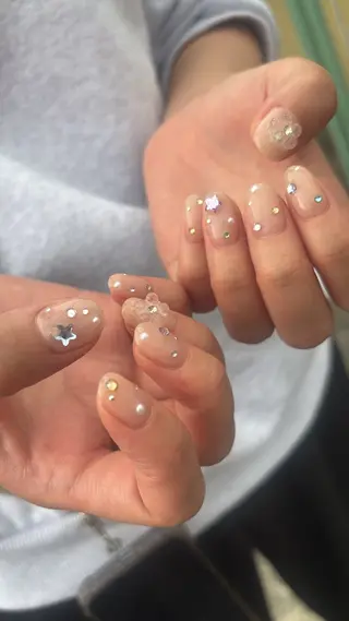 ネイル nailsalon　hue所属・小山 羽奈のネイルデザイン