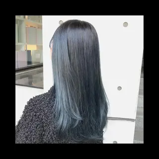 セミロング 及川シゲル 髪質改善講師のヘアスタイル