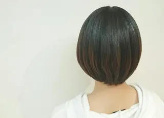 ショート 透明感ハイライト◎ 伊藤夏海のヘアスタイル