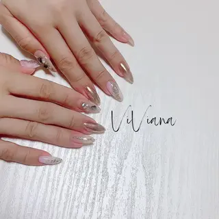 ネイル ViViana ｳﾞｨｳﾞｨｱﾅのネイルデザイン
