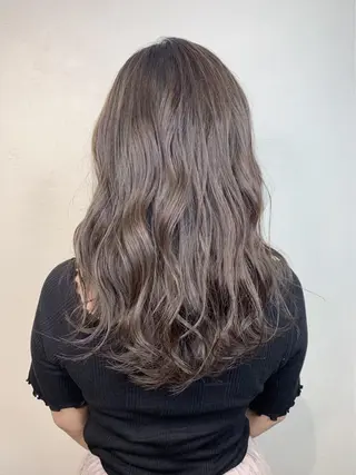 セミロング カラー _WHITE+ 南海難波店のヘアスタイル