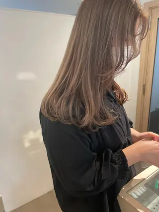 カラー 大迫 江梨のヘアスタイル