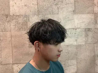 パーマ メンズ 小野寺空也✂️ 似合わせショートのヘアスタイル