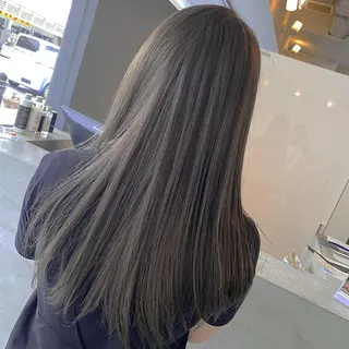 ロング カラー 吉川 昌志のヘアスタイル
