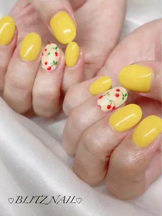 ネイル BLITZ Nail 岩田💅🏻✨のネイルデザイン