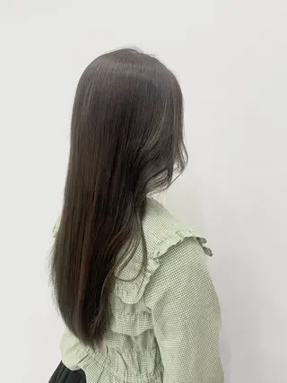 カラー air 麻布所属・オバタ リコのヘアスタイル
