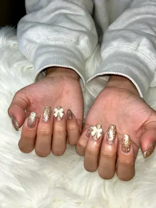 ネイル private nailsalon Alice所属・Alice / Nanaのネイルデザイン