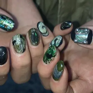 ネイル kana/モード ・グランジ⛓🎼のネイルデザイン