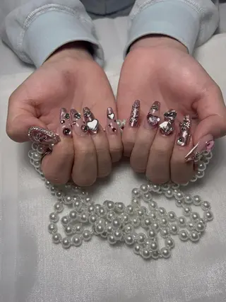 ネイル Anna Yayoi 💫のネイルデザイン