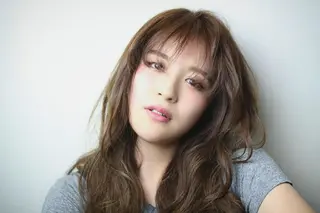 ロング カラー パーマ 岩出 俊のヘアスタイル