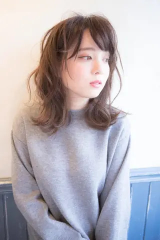 セミロング パーマ beauty: beast 中目黒店のヘアスタイル
