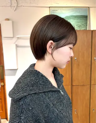 ショート aiko【艶カラー ・ミニモ年内で終了】のヘアスタイル