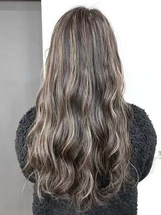 ロング カラー 神野 洸都のヘアスタイル