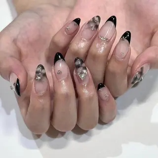 ネイル ʟᴀʙᴇʟ ᴍᴀᴍɪのネイルデザイン