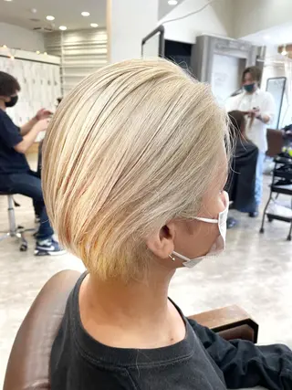 カラー 前田リサコ🌹 ✨艶髪職人のヘアスタイル