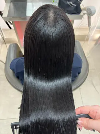 ロング Eleanor 池袋 ミカのヘアスタイル