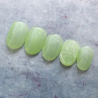 ネイル 山田 麻衣のネイルデザイン