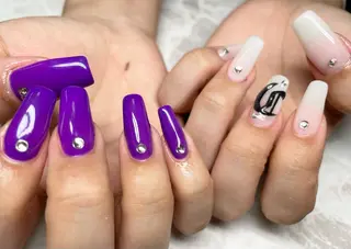 ネイル Roi〈ロワ〉 Minakoのネイルデザイン