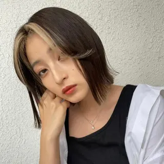 ミディアム カラー レイヤー🤍 ベージュ🤍　聖奈のヘアスタイル