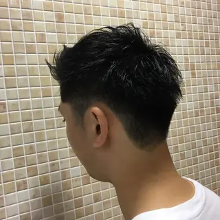 ショート メンズ インナーカラー🧸 suzunaのヘアスタイル