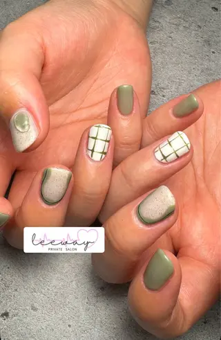 ネイル 自爪育成／ケアサロン 🤍leewayのネイルデザイン