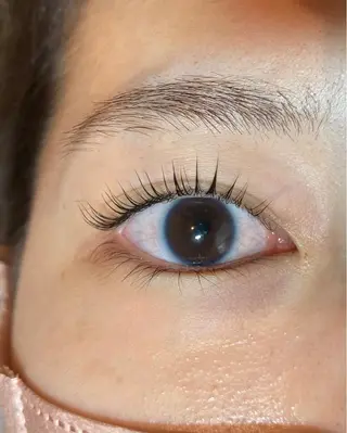 パーマ meMe anela yumiのマツエク・マツパデザイン