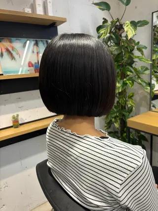 ショート カラー ✨髪質改善ストレート ×ミニボブ✨萩原　翼のヘアスタイル
