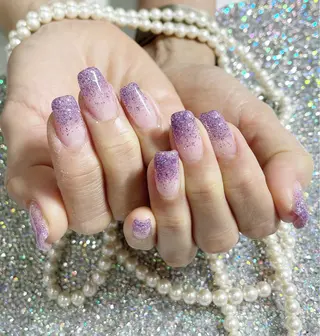 ミディアム BURGUNDY 🌹eriのネイルデザイン