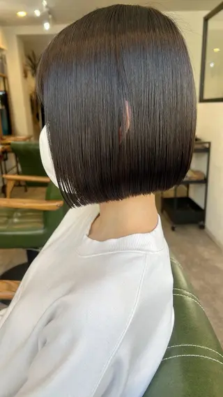 ミディアム Yo ／ ulu.のヘアスタイル