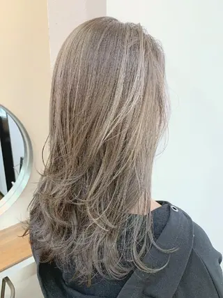 ロング カラー ナチュラル・抜け感 永井　賢三のヘアスタイル