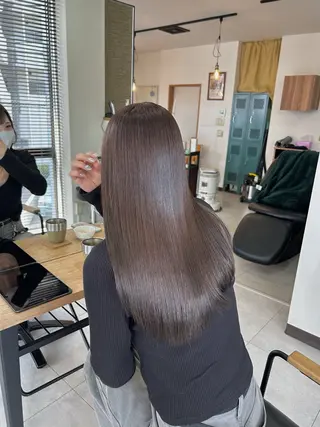 ロング カラー sui所属・水間 鈴奈のヘアスタイル