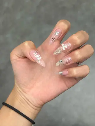 ネイル nailsalon   haku所属・haku 🤍のネイルデザイン