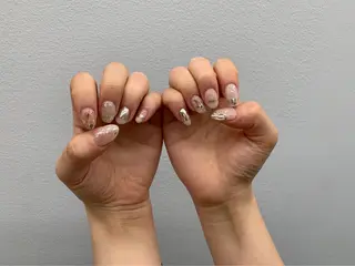 ネイル 椿森 美瑠紅の眉毛・アイブロウイメージ