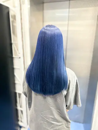 ロング white．梅田所属・GATE. カラーモデル募集のヘアスタイル