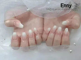 ネイル Nailsalon Ennyのネイルデザイン