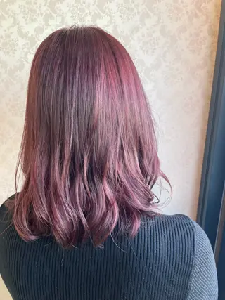 セミロング カラー ヒヨシ ルナのヘアスタイル