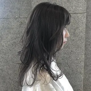 ロング カトウ ユウカのヘアスタイル