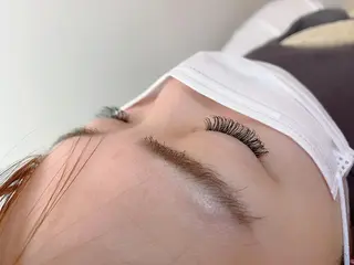 マツエク・マツパ Becky 足立の眉毛・アイブロウイメージ