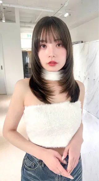 セミロング レイヤーカット🫧 🎀Tomoka🎀のヘアスタイル