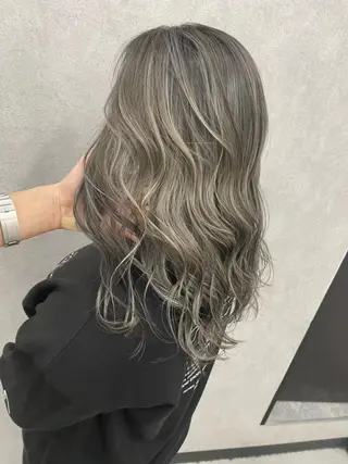 セミロング カラー パーマ メンズ ヘアアレンジ ネイル マツエク・マツパ アイブロウ カラー特化サロン大阪 ルービック江坂/新城のヘアスタイル