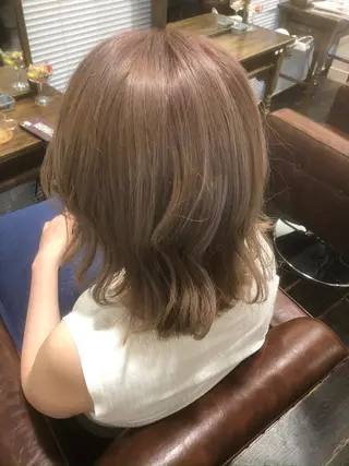 ミディアム 田中 優のヘアスタイル