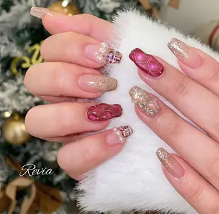 ネイル revia所属・ERI Nailistのネイルデザイン